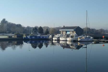 Lough Derg House & The Lake Cafe Нина Екстериор снимка